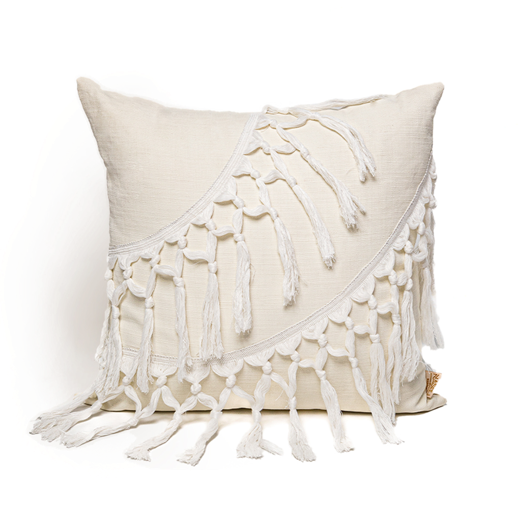[4545] Macrame Cushion