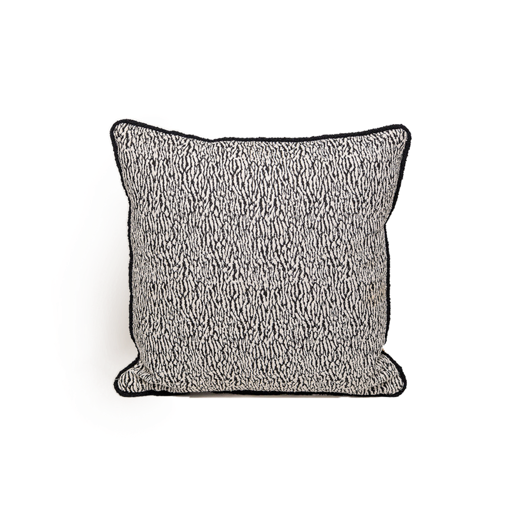 [4775] Miami (P) Cushion (Black X Ivory, 50*50)